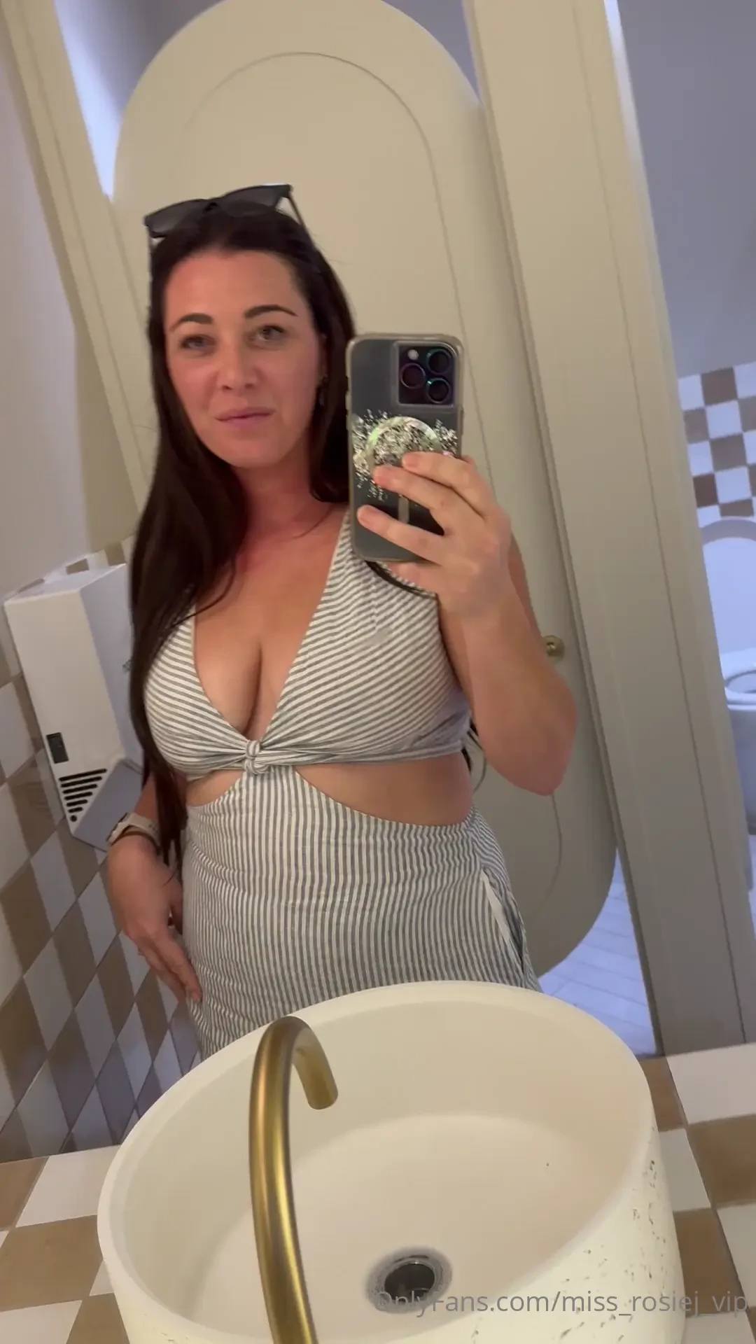 Sorry lovely babes content has been few and far between this past 1 5 