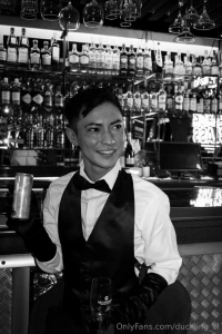 I m your favorite bartender would you drink champagne from my feet