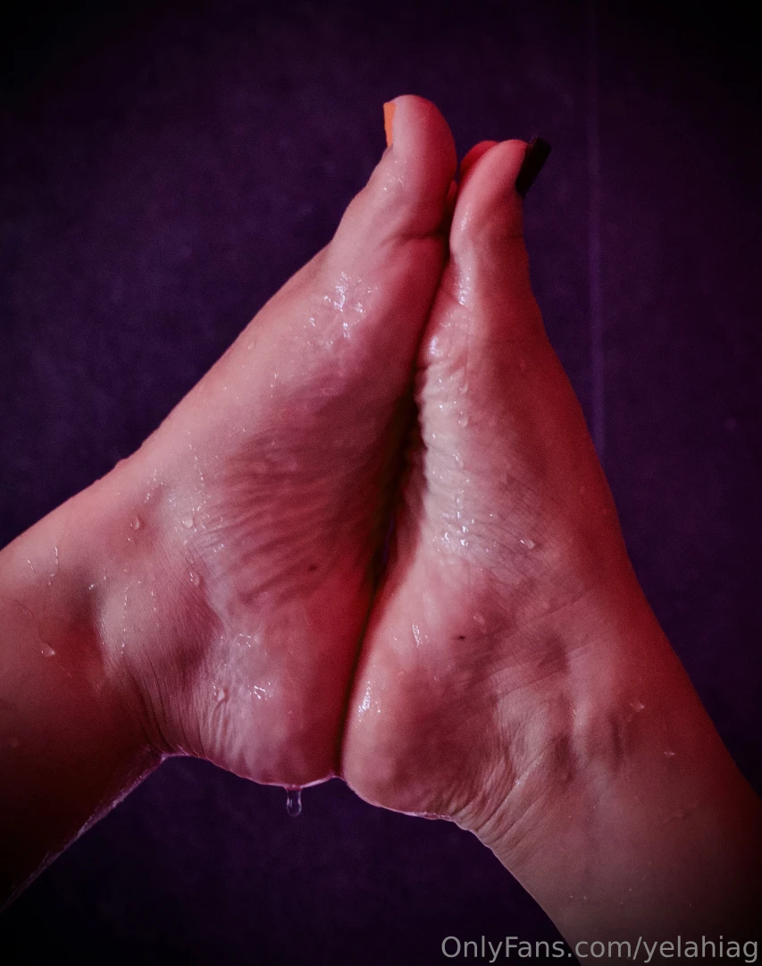 Happy sunday darling which photos with my friend herafeet91 is your part 7 