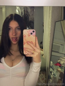 Hi my loves i miss you so much any special requests im going to be