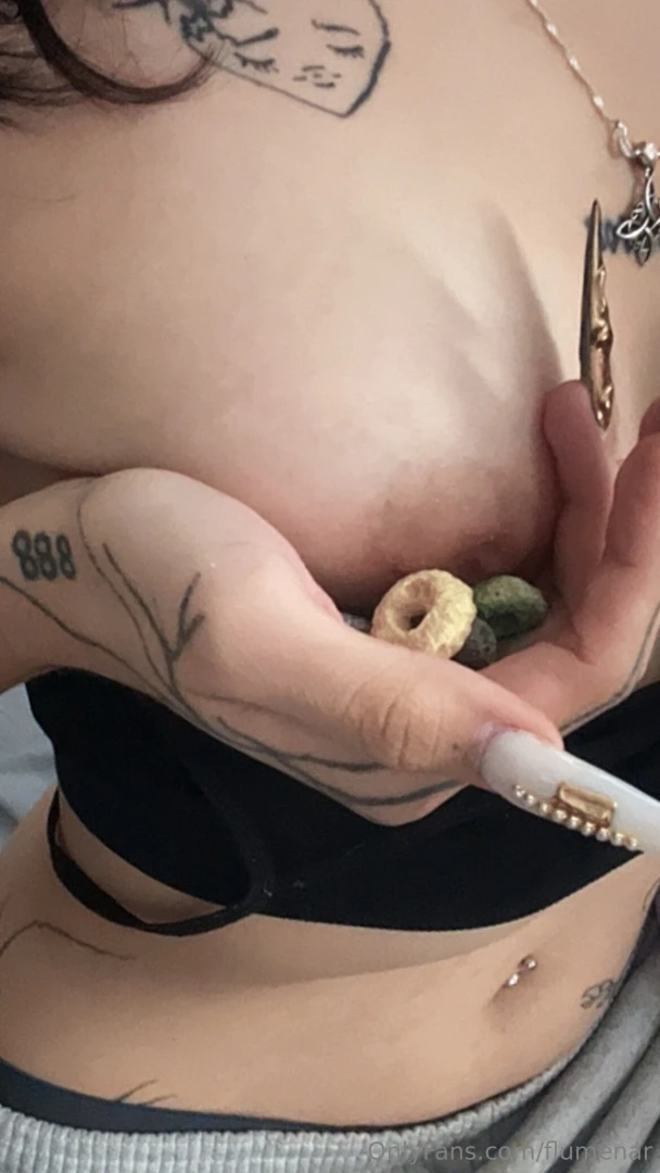 Need ur milk to eat my breakfast 