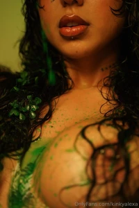 Good luck comment and i ll send you a video to the dm