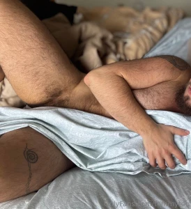 Lazy mornings turn me on i wish you could be in between these sheets part 3