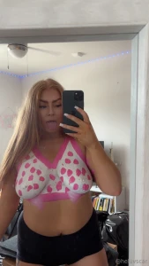 Lets get your face messy with paint too