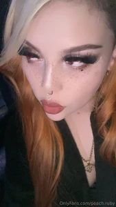 Your fav goth slut