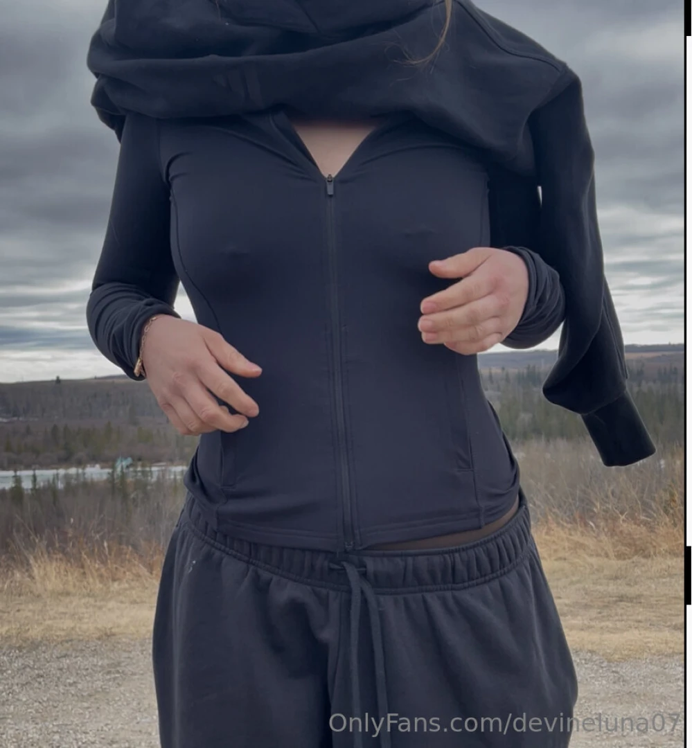 Things you d see if you came on a walk with me 