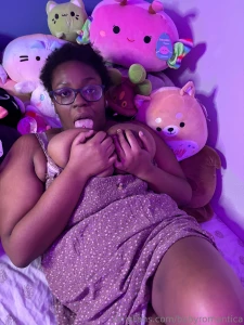 I put on my headset and got all wet idk why maybe i just missed you