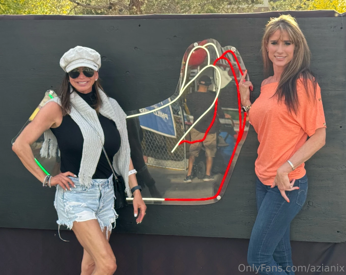 Having fun at the italian festival with my g f sofie marie 