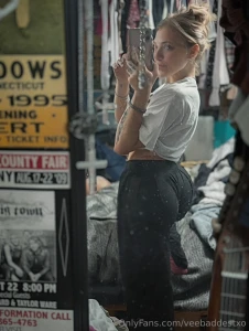 It s fucking moonday have a good one babes