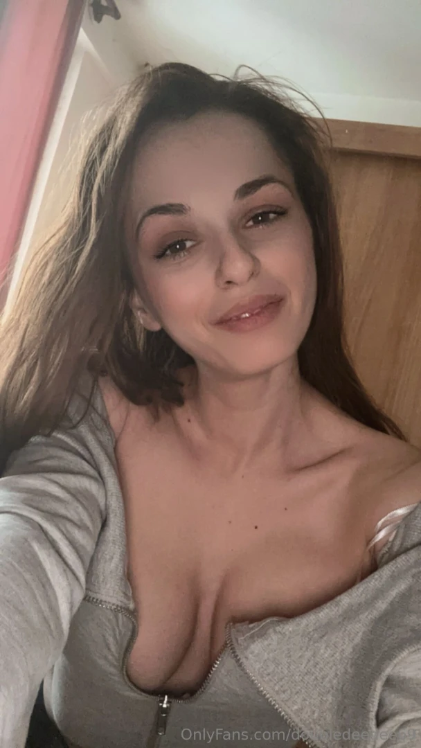 Wishing you all a great day kisses 