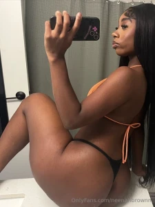 A hard spanking while i bounce this ass just for you