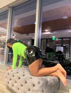 Imagine i m crawling like this in your bed rn