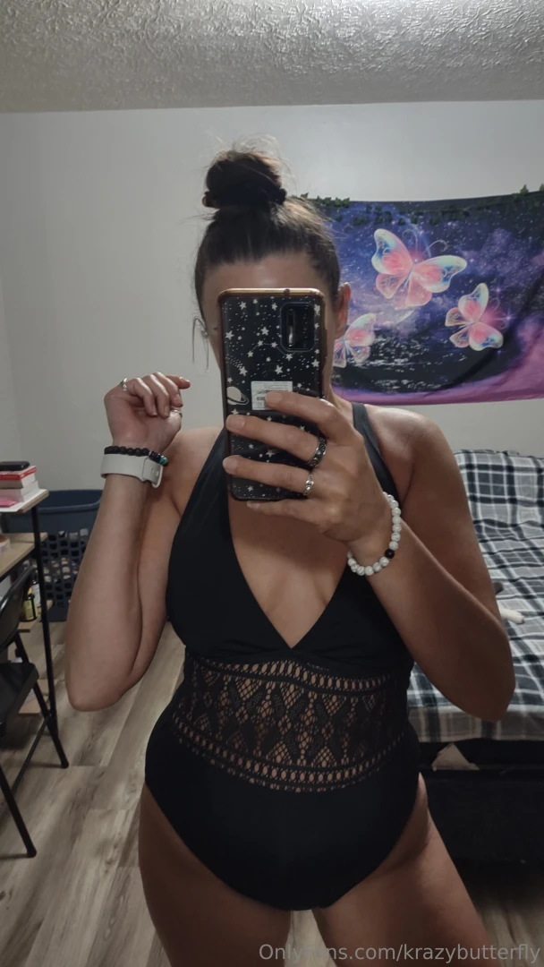 4 days until the beach which swim suit shall i bring 