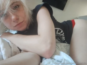 Hey guys i m back again and a new photoset is coming too