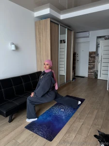 Good morning i start every morning with yoga and a light warm up - my