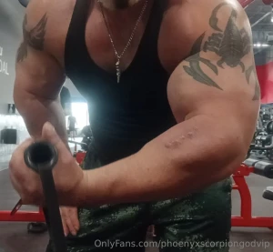 Arm pumpage for the good boys