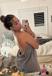 Can someone spoil me with some new nails