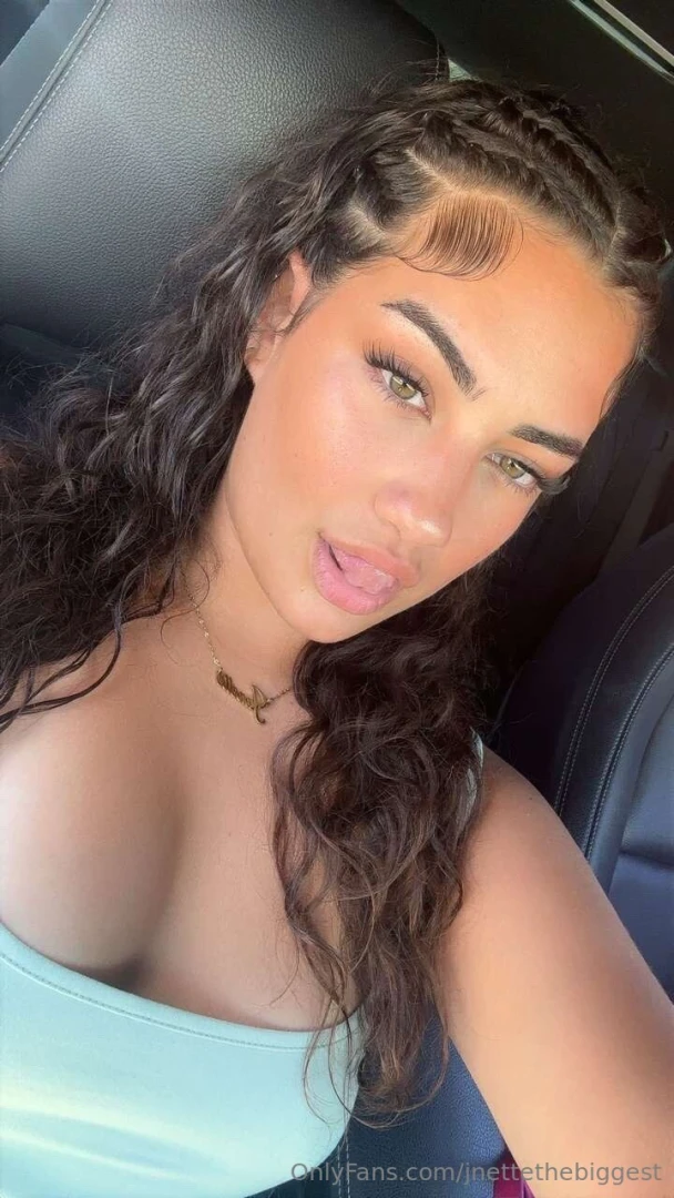 Heyy im online message me 