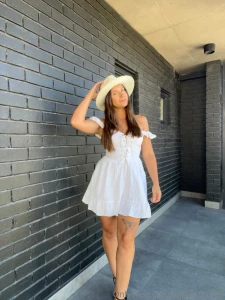 Unschuldig im wei en kleid aber meine gedanken die sind alles andere