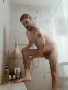 Despu s de cortar le a su buena ducha bien limpiecito pa ustedes part 1