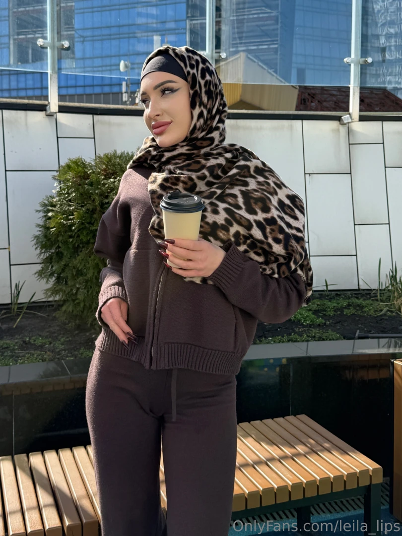 Today smells like coffee and calm i sat down for a minute but it 