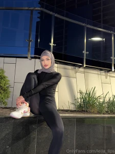 I love evening walks around the city they energize me for the whole