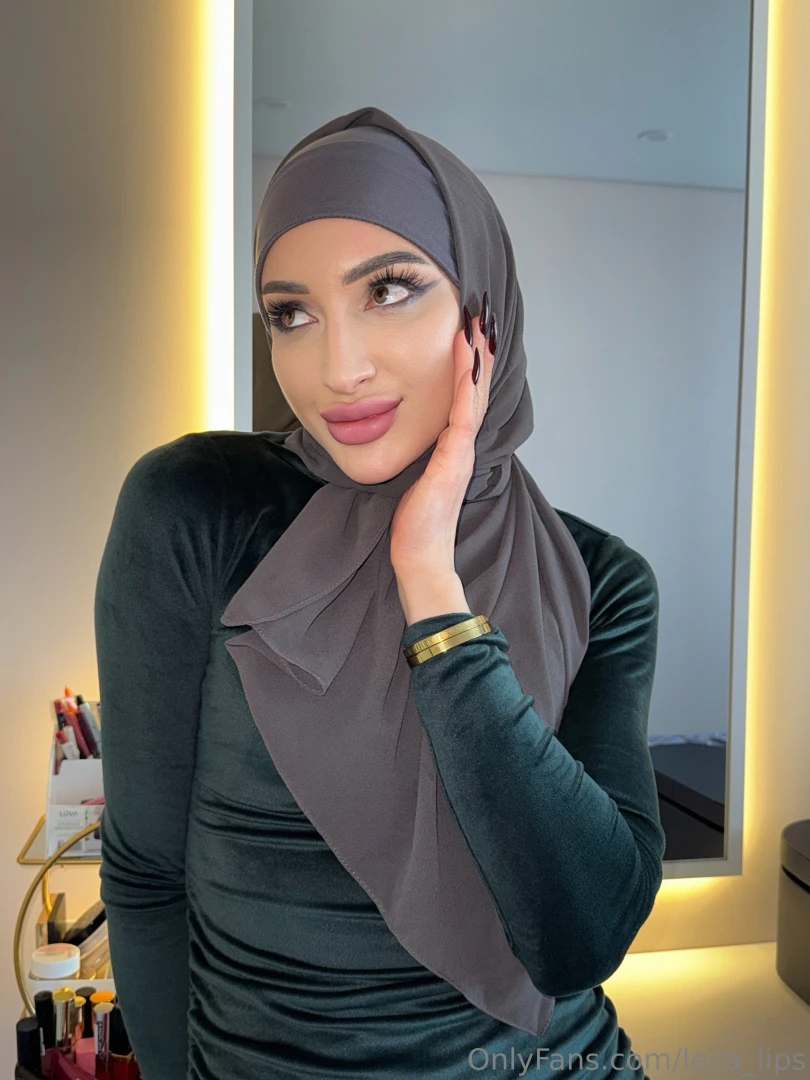 Sharing my mood with you with no filters just honesty and some light 