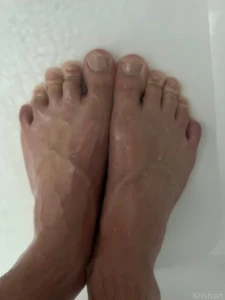 Feet fyp bigdick cock dick gay guy horny hotboy hotguy male man muscle part 3