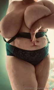 You ve seen me take off my bra but what about the jiggly struggles of