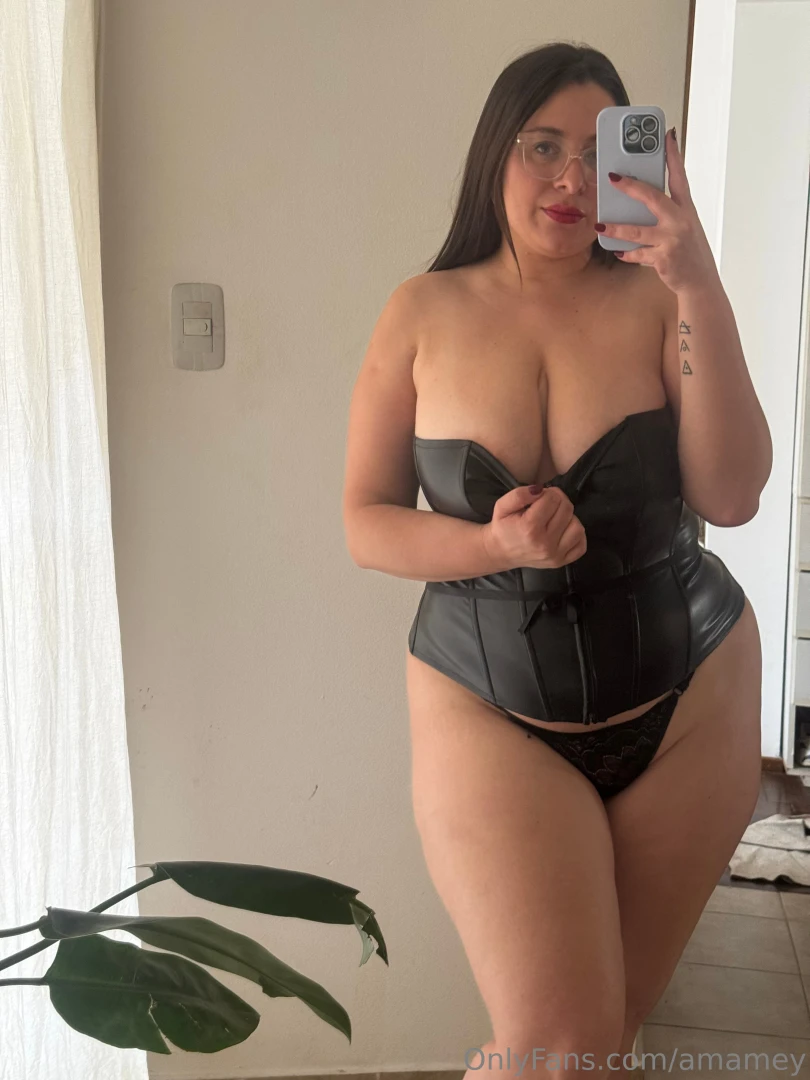 Mommy want to know all your secrets 