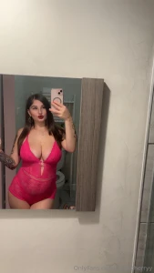 Don t stare too long she bites