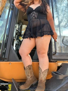 Feeling sexy as on the big rig today