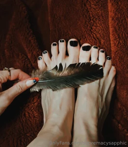 I could make your dreams come true and let you touch my feet but i won