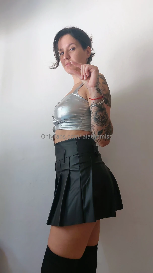 You re far away of gaining my respect with this little clity 