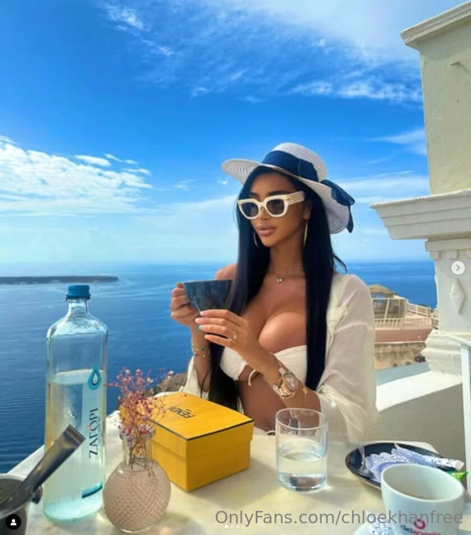 I told ya i m spoiled yeah but do you even get how spoiled i am babe 