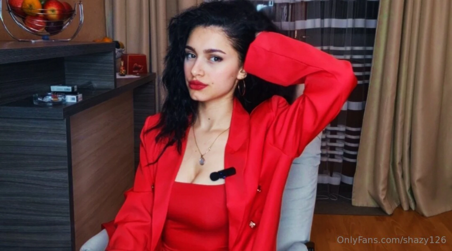 Don t you love watching my red lipstick on my marlboro red s filter 