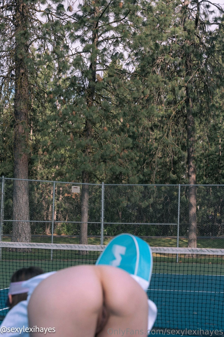 What do you think of my tennis outfit 