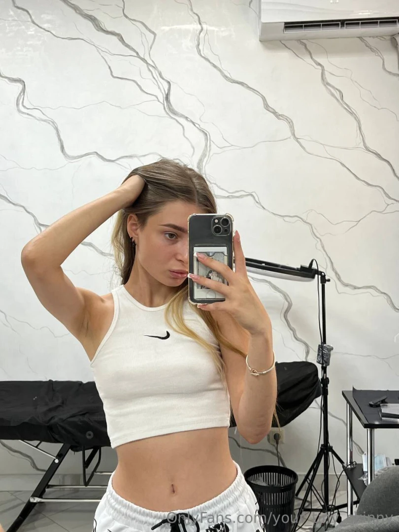 Am i wearing a bra here 
