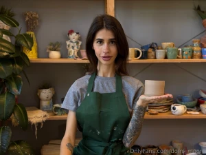 Today i spent a few more magical hours at the pottery wheel for me it part 1