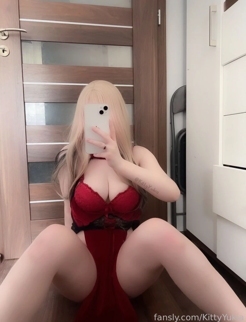 Hii cosplay cosplayer egirl bigthighs bodysuit young blonde bigtits part 1 