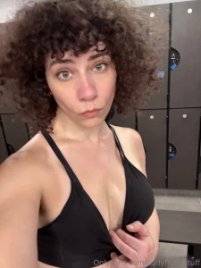 Are we here for sweaty post-gym pics the summer heat is in full effect
