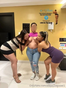 Te imaginas estar en medio viendo c mo nos calentamos entre nosotras part 1