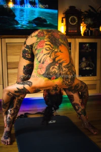 Naked yoga and a whole load of hot oil join me this week ready for my