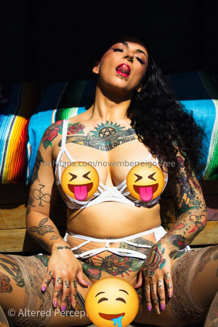 Oooh that feels good 