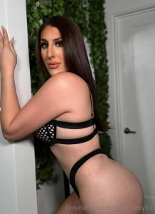 Start the weekend off with me