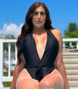 Baby i want to play with you right now show me your best dick pic rn