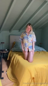 A sweet little dance the song is venice bitch by lana del ray don t