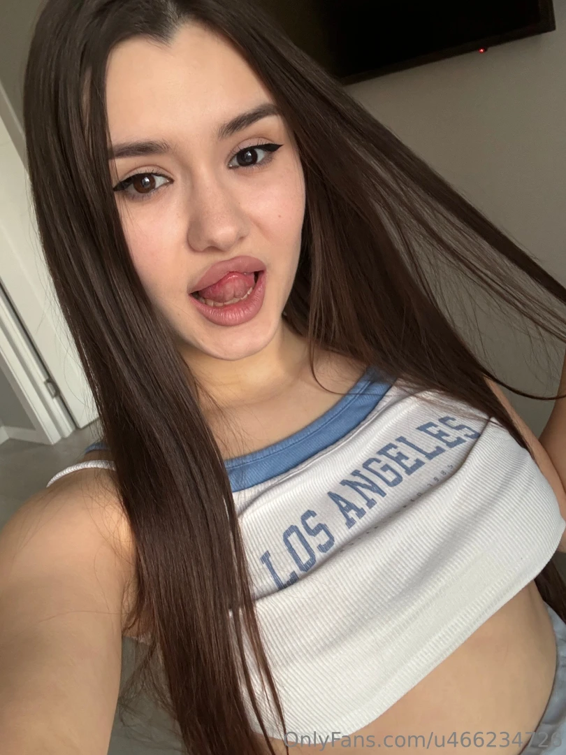 They say la is a city of dreamers what are your dreams write to me and 