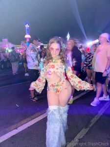 Good morning don t forget to sub to my vip page trashxchick that s