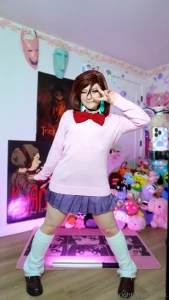 Good afternoon i just woke up lol how are you today tell me in my dm s